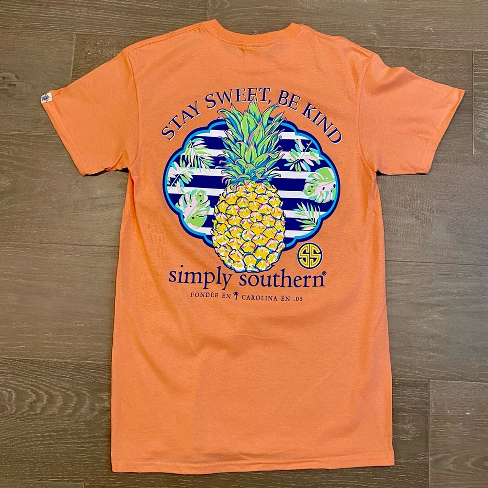 Simply Southern Shirt,  NWT Stay Sweet Be Kind Pineapple, Adult Small